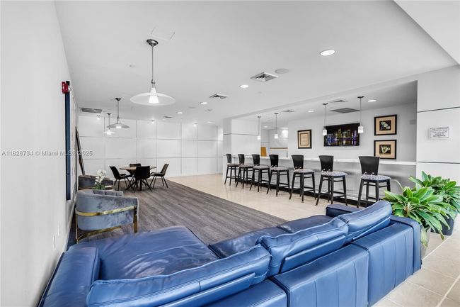 APT-2401 - 1250 S Miami Ave, Condo with 2 bedrooms, 2 bathrooms and null parking in Miami FL | Image 29