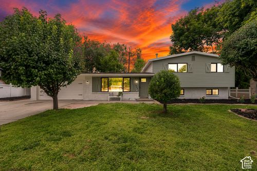 1445 E Blue Grass Cir, Cottonwood Heights, UT, 84121-2701 | Card Image