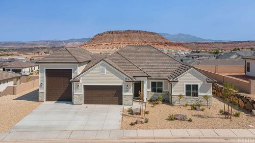 1323 E Andromeda St, Washington, UT, 84780-3738 | Card Image