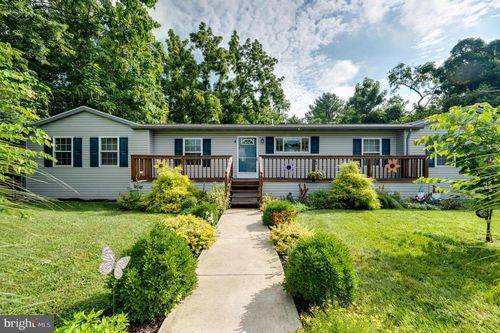 2309 High St, READING, PA, 19605-2828 | Card Image