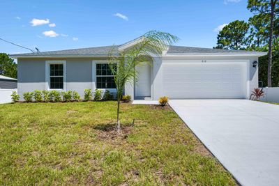 212 Dailey Street Se, House other with 3 bedrooms, 2 bathrooms and null parking in Palm Bay FL | Image 1