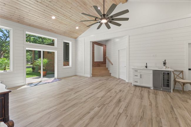 2nd living area | Image 9