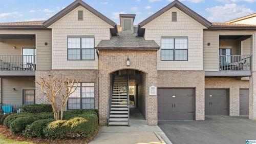 923-923 Riverhaven Pl, Hoover, AL, 35244-2551 | Card Image