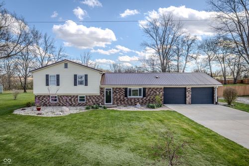 1119 E 234th St, Sheridan, IN, 46069-9733 | Card Image
