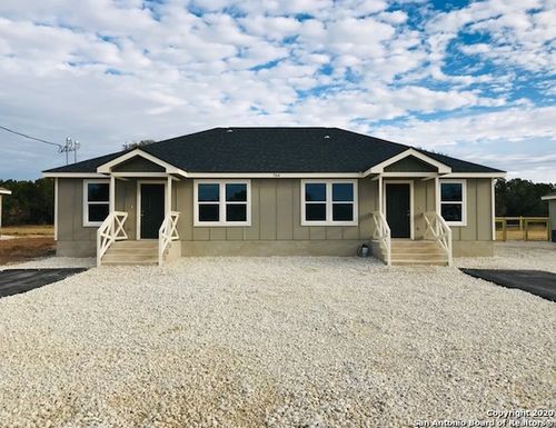 unit-b-752 Cimarron, Spring Branch, TX, 78070-3868 | Card Image