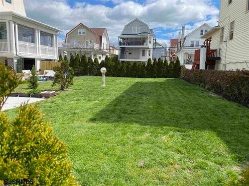 45 S Laclede Pl, Atlantic City, NJ, 08401-5805 | Card Image