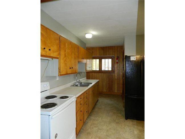 Kitchen Galley.jpg | Image 25