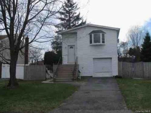 78 Stowe Ave, Babylon, NY, 11702-2510 | Card Image