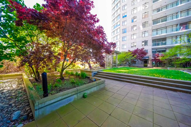 2203 - 892 Carnarvon Street, Condo with 2 bedrooms, 2 bathrooms and 1 parking in New Westminster BC | Image 18