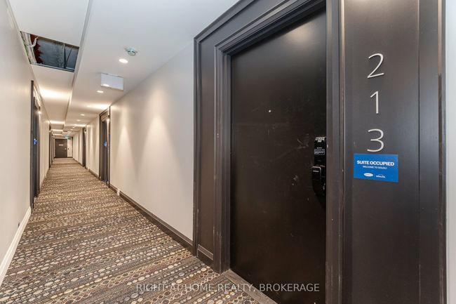 460 Gordon Krantz Ave, Condo with 1 bedrooms, 1 bathrooms and null parking in Milton ON | Image 5