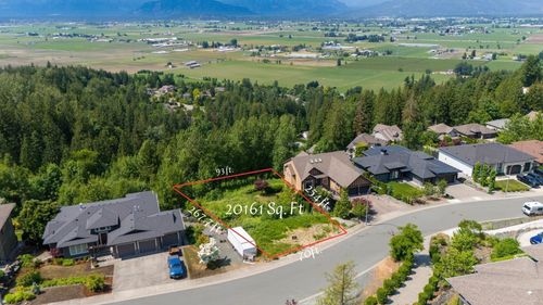 7287 Mount Thurston Dr, Chilliwack, BC, V4Z0A3 | Card Image