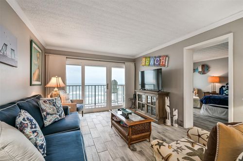 902903-7310 Seawall Blvd, Galveston, TX, 77551-7903 | Card Image