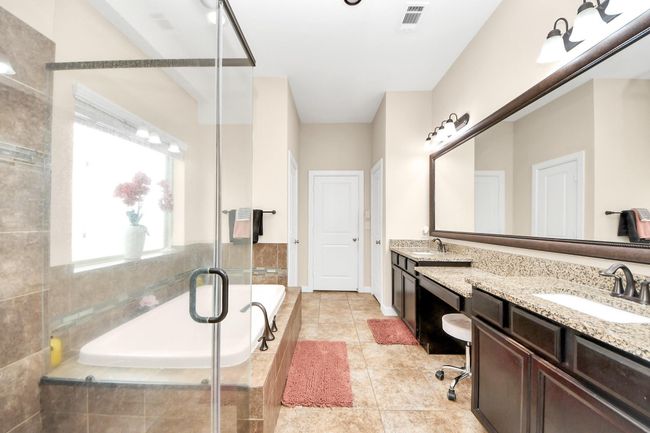 9430 Jayci Hills Ln, House other with 4 bedrooms, 3 bathrooms and 2 parking in Cypress TX | Image 9