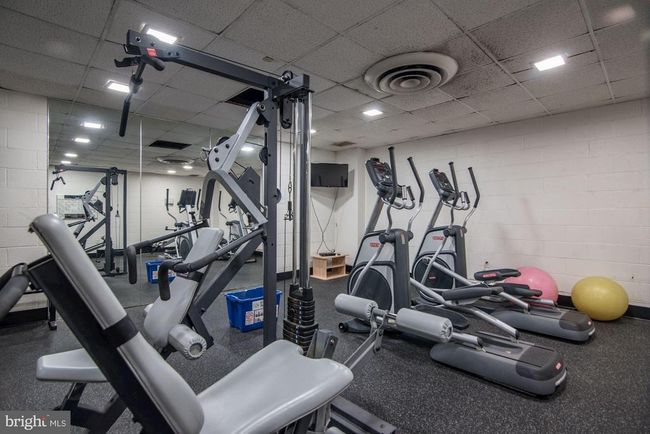 APT-919 - 4242 E West Hwy, Condo with 2 bedrooms, 2 bathrooms and null parking in CHEVY CHASE MD | Image 24