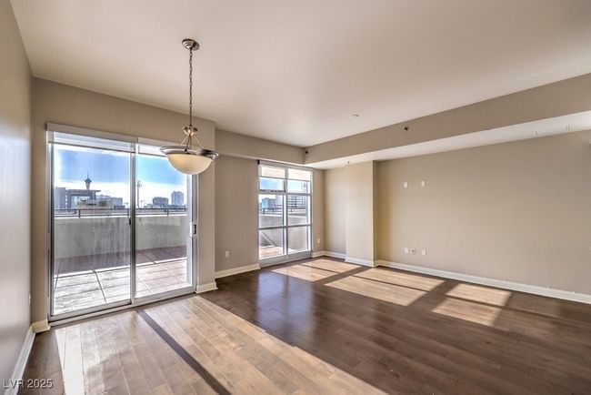 UNIT-810 - 150 Las Vegas Blvd N, Condo with 2 bedrooms, 2 bathrooms and null parking in Las Vegas NV | Image 10
