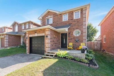 66 Clute Cres, House other with 3 bedrooms, 2 bathrooms and 3 parking in Barrie ON | Image 2