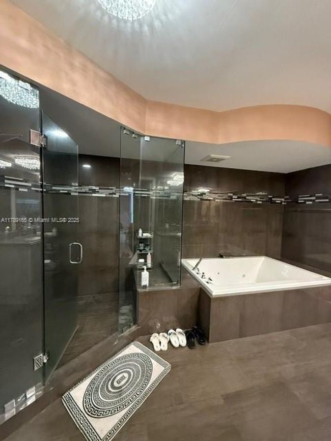 APT-2804 - 18911 Collins Ave, Condo with 2 bedrooms, 3 bathrooms and null parking in Sunny Isles Beach FL | Image 31