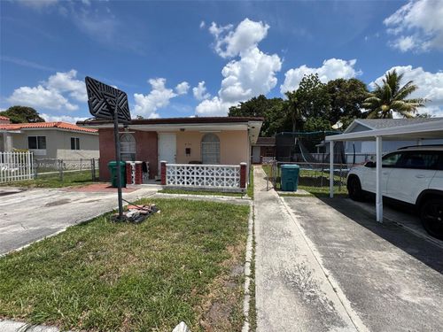 5131 Nw 4th St, Miami, FL, 33126-5009 | Card Image