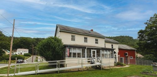 16 Green St, Shelburne Falls, MA, 01370-1302 | Card Image