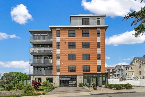 402-11 Oak Grove Ter, Quincy, MA, 02169-7708 | Card Image
