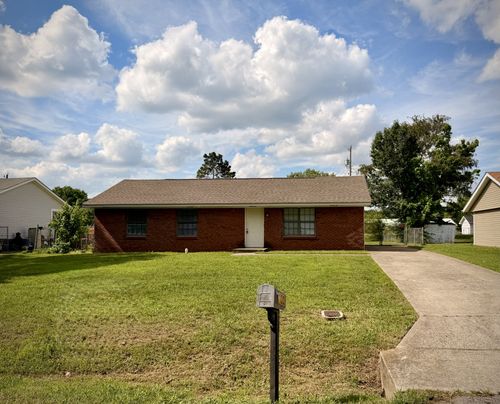 122 E St, Clarksville, TN, 37042-4360 | Card Image