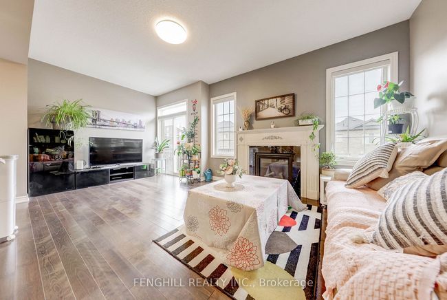 23 Cherna Ave, House attached with 6 bedrooms, 4 bathrooms and 2 parking in Markham ON | Image 19