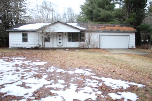 6938 Hancock Rd, Montague, MI, 49437-9366 | Card Image