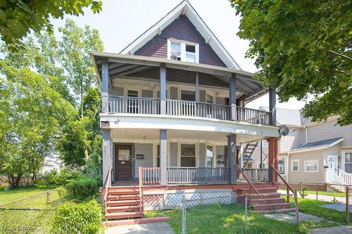 2031 W 93rd St, Cleveland, OH, 44102-3701 | Card Image