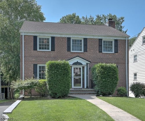 42 Greenwood Dr, Millburn, NJ, 07041-1448 | Card Image