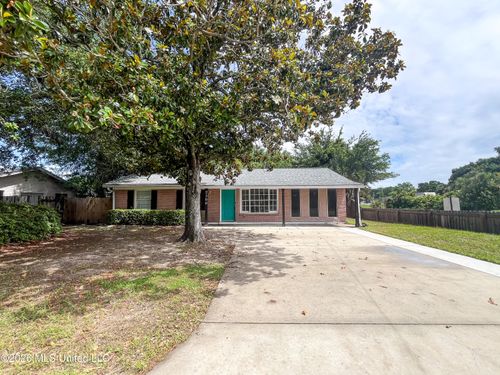 2300 Arbor Dr, Biloxi, MS, 39531-3906 | Card Image