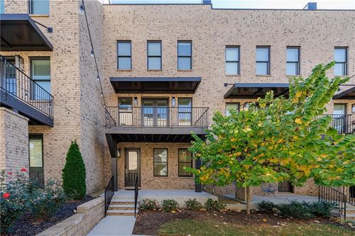 1032 Robert Smalls Way, Atlanta, GA, 30318-6718 | Card Image