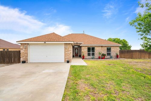 156 Lakeview Trce, Three Rivers, TX, 78071-3266 | Card Image