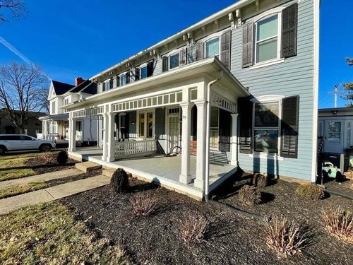 160 1/2 W Mound St, Circleville, OH, 43113-1624 | Card Image