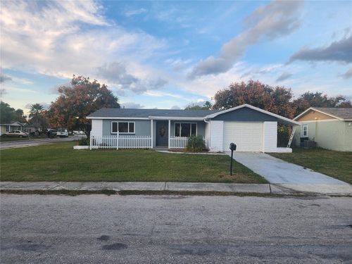 7225 Deerfield Dr, PORT RICHEY, FL, 34668-3711 | Card Image