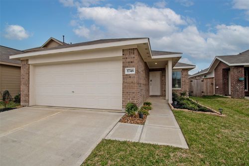 17746 Pemswood Dr, Hockley, TX, 77447-1021 | Card Image
