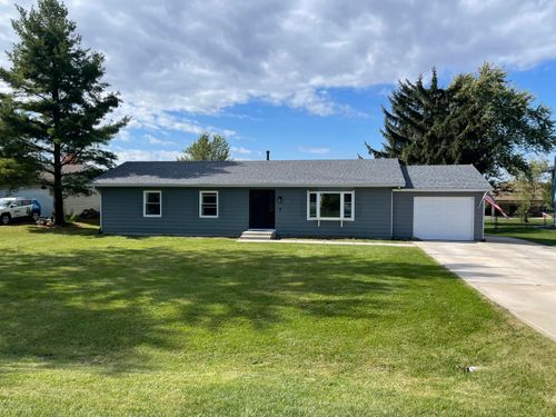 3794 Kingsway Dr, Crown Point, IN, 46307 | Card Image