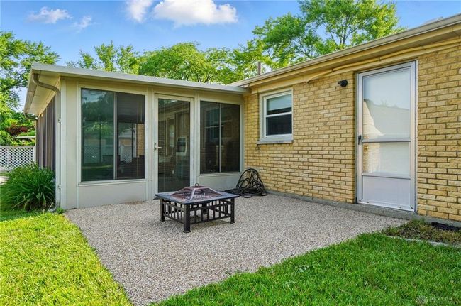 2946 Rockledge Trl, House other with 3 bedrooms, 2 bathrooms and null parking in Beavercreek OH | Image 39