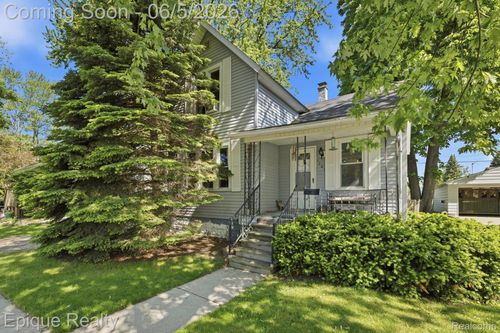 1301 Myrtle St, Port Huron, MI, 48060-2830 | Card Image