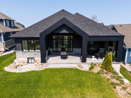 518 Algonquin Trail, Kemble, ON, N0H1S0 | Card Image