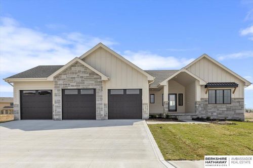 5403 N 196th St, Elkhorn, NE, 68022-5389 | Card Image