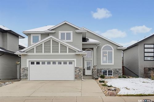 754 Hargreaves Crescent, Saskatoon, SK, S7R0H2 | Card Image