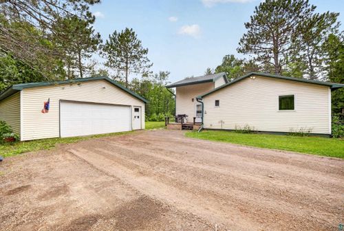 6745 Riverside Dr, Finland, MN, 55603-4051 | Card Image
