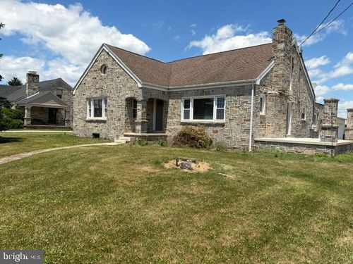 3147 Carlisle Rd, DOVER, PA, 17315-4511 | Card Image