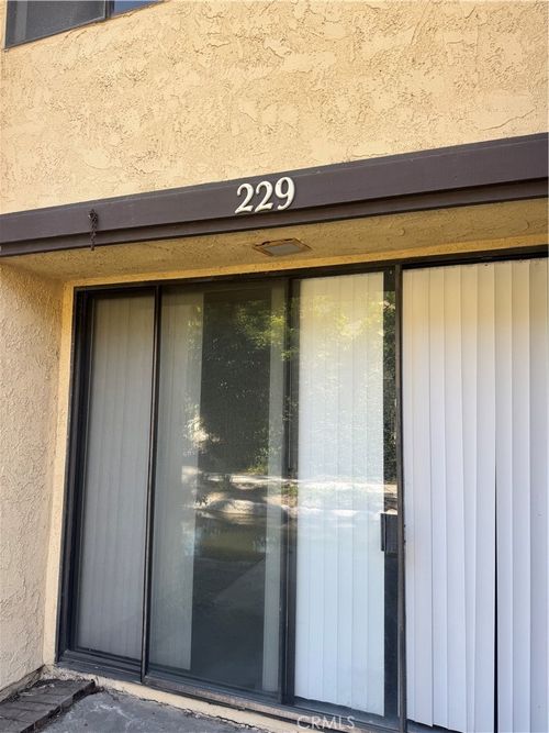 229-12750 Centralia St, Lakewood, CA, 90715-1435 | Card Image