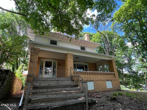 3202 Broad Ave, Altoona, PA, 16601-1514 | Card Image