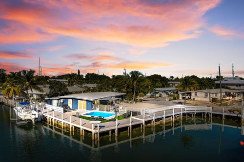 799 28th Street Ocean, Marathon, FL, 33050-4224 | Card Image