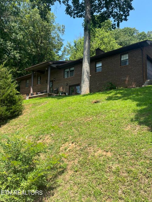 1376 Chumley Rd, New Tazewell, TN, 37825 | Card Image