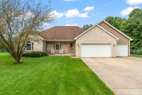 748 N 200 W, Valparaiso, IN, 46385-7910 | Card Image