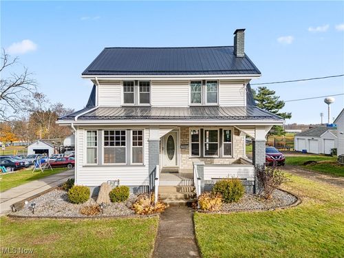 313 Nassau St E, East Canton, OH, 44730-1327 | Card Image