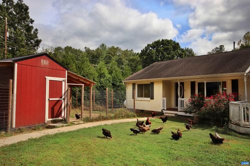 3161 Rolling Rd S, SCOTTSVILLE, VA, 24590-3052 | Card Image